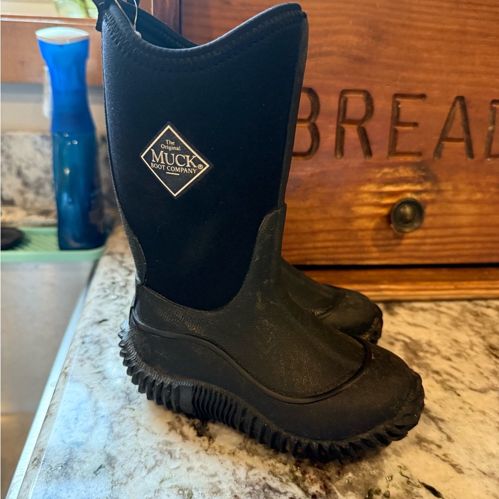 Black Rugged Rain & Snow Boots with Deep Treads